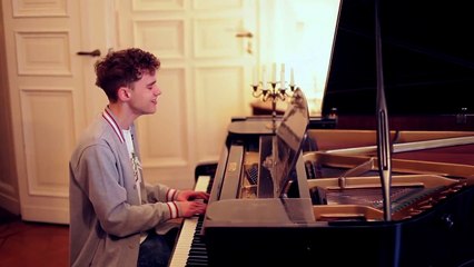 Years & Years - Take Shelter (acoustic) | Småll Sessions