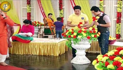 Celebrations on the sets of 'Yeh Rishta Kya kehlata hai' | On Location