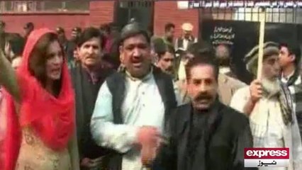 Go Nawaz Go shouted by PMLN supporter