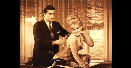 Kalemim Sırtıma Kaçtı Alır mısın