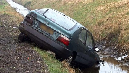 Download Video: Beelden: Meerdere ongelukken op A7 bij Scharmer - RTV Noord