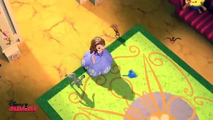 Sofia The First - A Little Bit Of Food - Song - Official Disney Junior UK HD