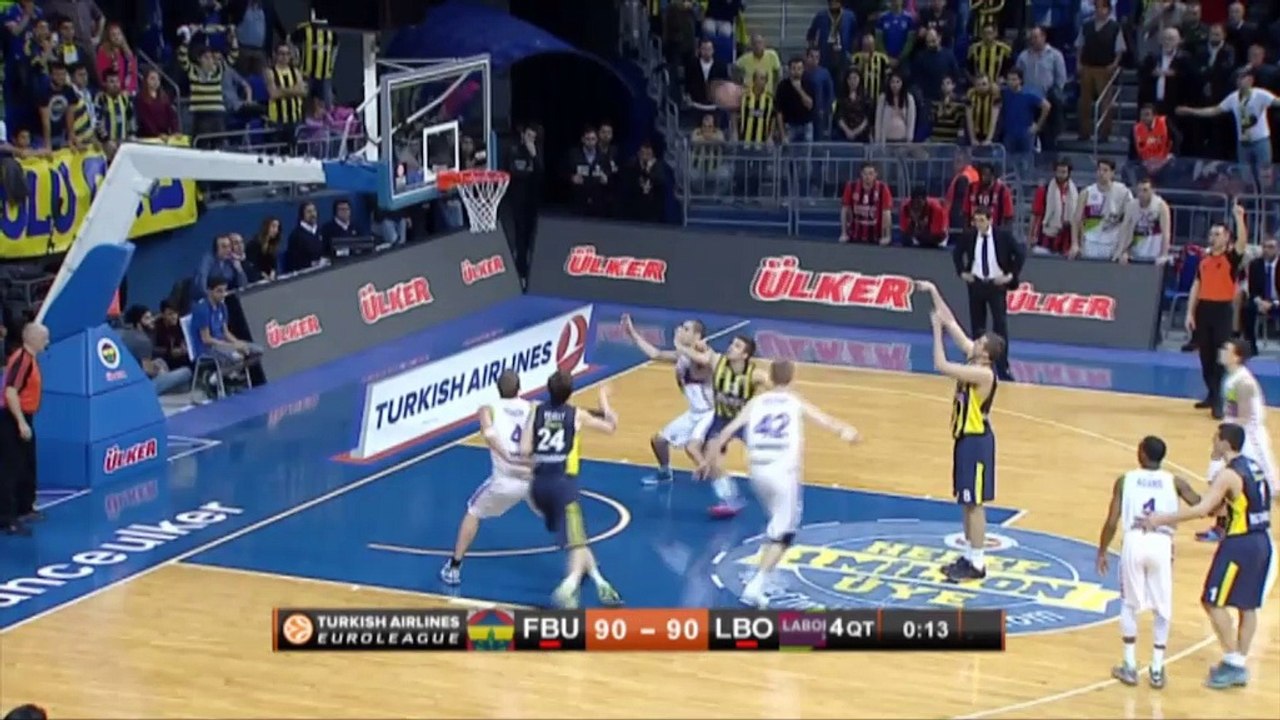 Istanbul nimmt Kurs Richtung Viertelfinale