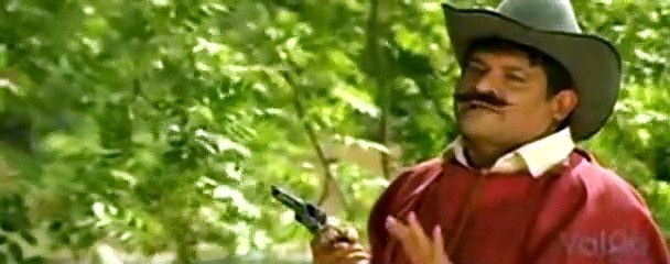 Bipasha Basu Hot Scene From Vetri Veeran Tamil Movie