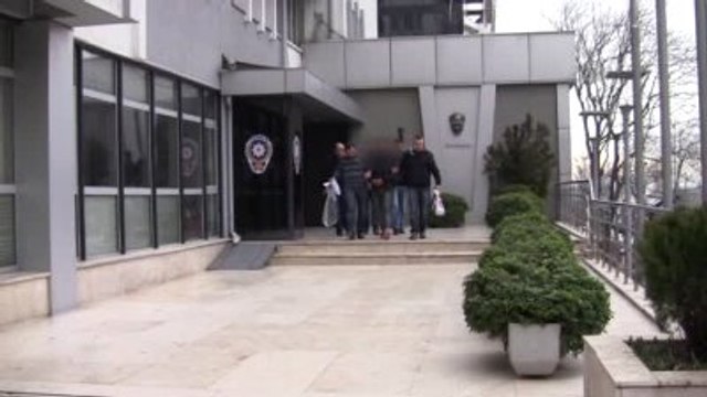 Dolandırıcılık Zanlılarını Kırmızı Ayakkabı Yakalattı