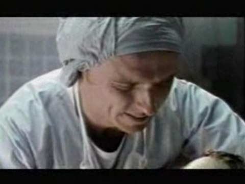 touche pas à mon bébé