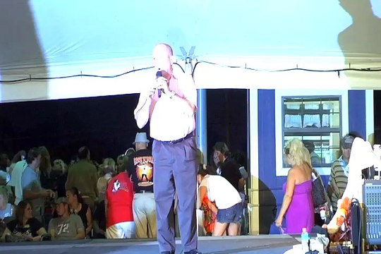 Danny McCorkle sings 'Welcome To My World' Elvis Week 2009 video