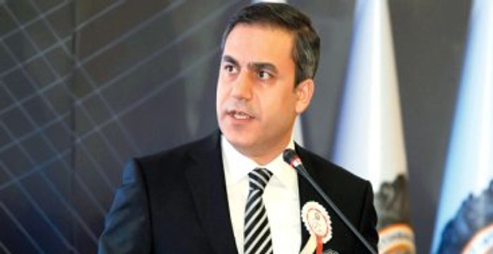 Davutoğlu, Erdoğan'ı Fidan Konusunda İkna Etmiş, Bana Siyasette Lazım