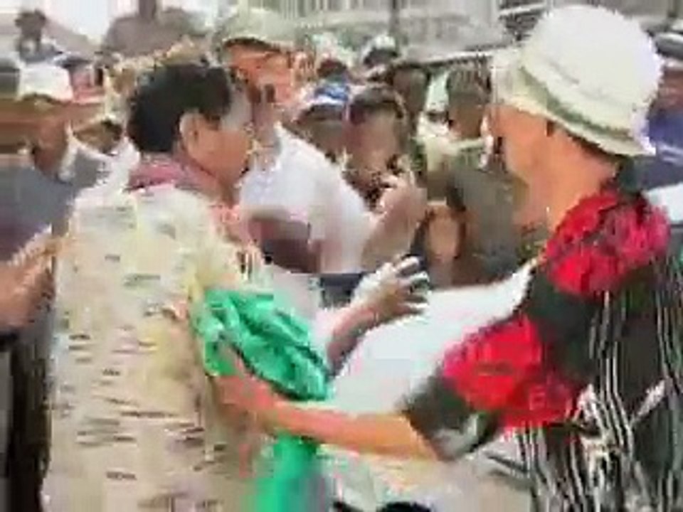 Khmer Comedy- នាយ២២រត់តាក់ស៊ី ( Neay 22 Rot Taksi ) - new khmer comedy 2015