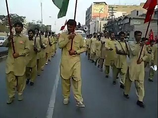 خاکساارتحریک کا ایک جیش مارچ کرتے ہوئے