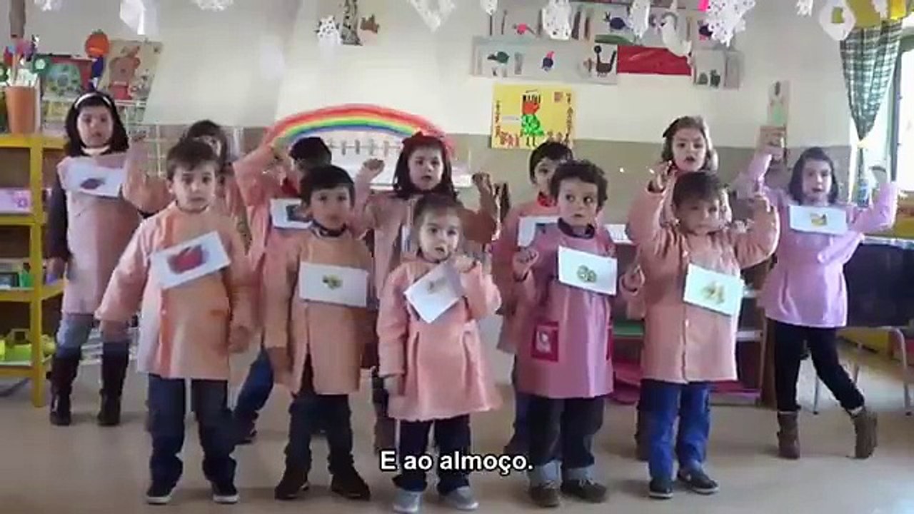 [Hino da Fruta 2014-2015 – Turma JI  Agrup. Escolas nº1 Serpa, Jardim Infância Brinches-- Beja]