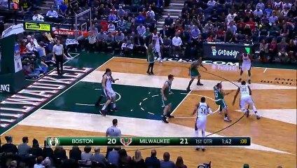 Giannis Antetokounmpo Hustles for the Huge Swat on Turner‬ - alexmax