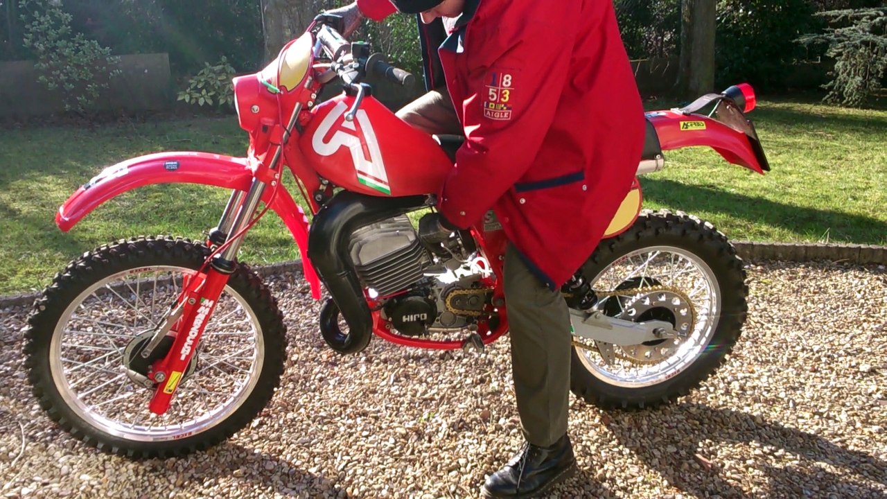 APRILIA 250 RC 1981 1er démarrage.
