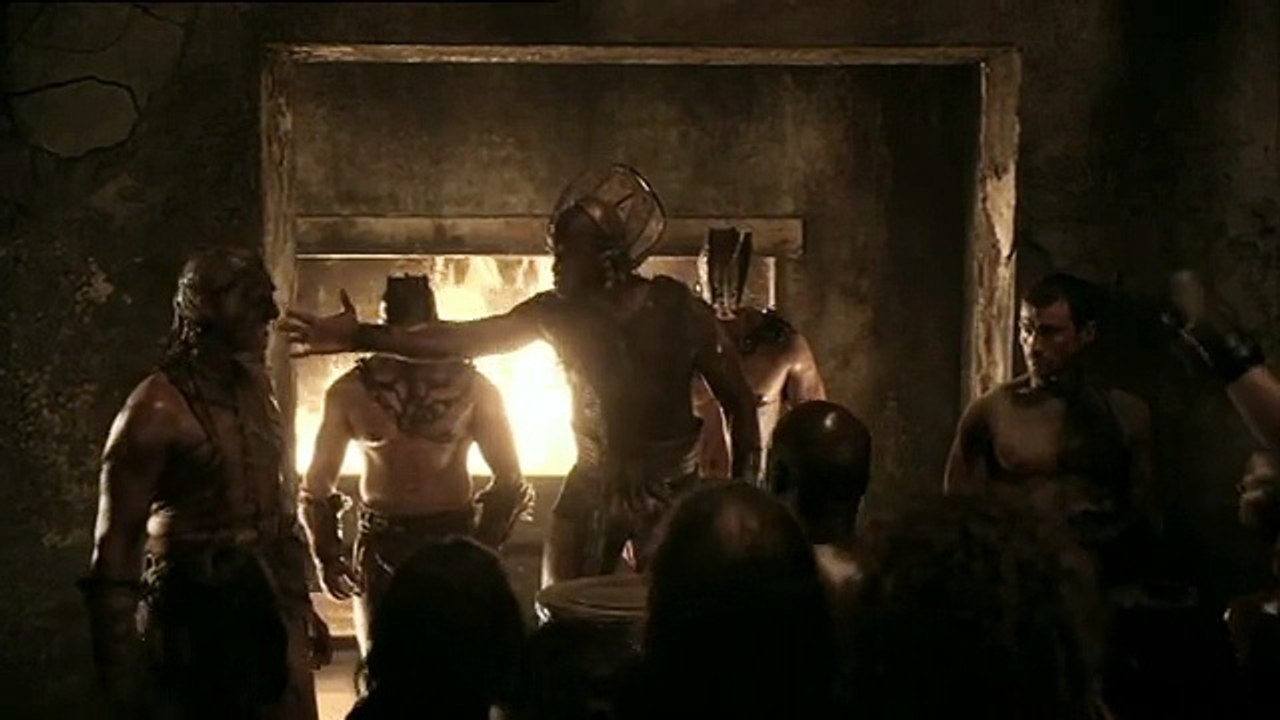 Spartacus_Ep4_#3_-_Lotta_Mirmex_e_Spartacus_nelle_fosse