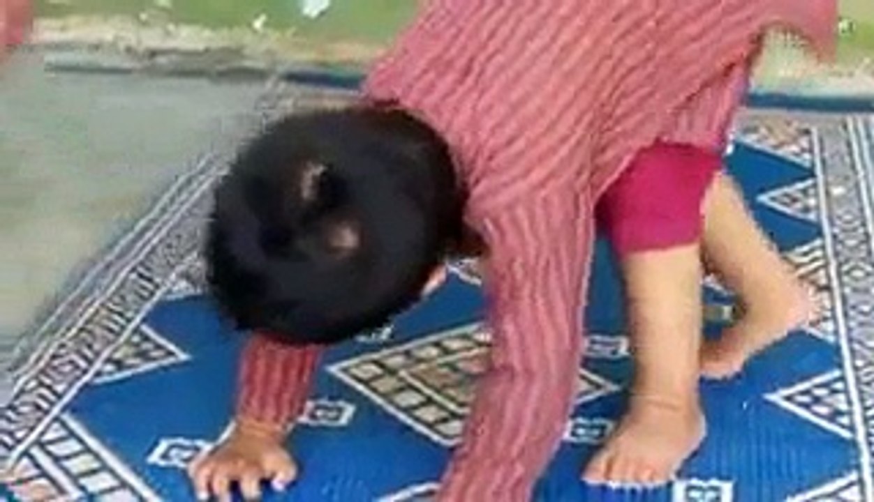 Cute Baby fun Video - Please Love Me