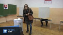Référendum: les Slovaques se prononcent sur le mariage gay