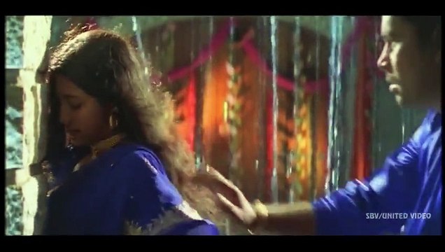 Gopika Hot Romantic Song From Kannada Movie Kanasino Loka