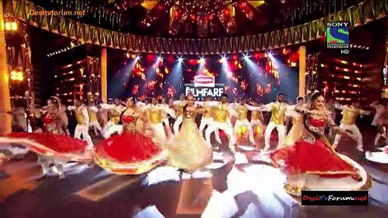 Filmfare Awards {Main Event} 8th February 2015 Video Watch Online pt1