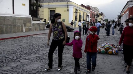 Alerta por erupción de volcán en Guatemala