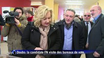 Doubs: Sophie Montel (FN) visite des bureaux de vote