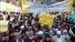 Protestors in Pakistan burn flags and demand beheadings