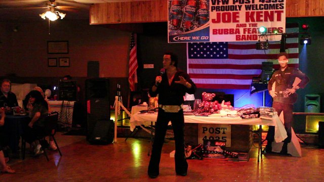 Joe Kent talks about having to pay to sing songs at Elvis Presley Memorial VFW Memphis video