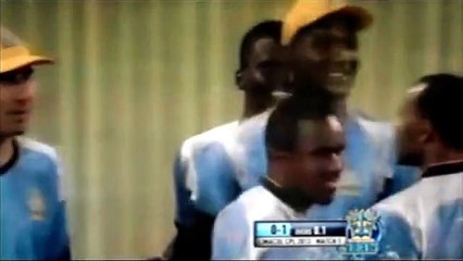 1st ball of the match a wicket for Albie Morkel, Dwayne Smith caught wicket keeper