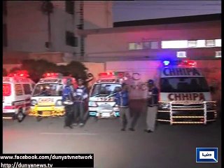 Dunya News - Citizens kill 2 dacoits in Karachi
