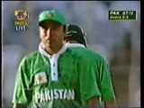 Shahid Afridi smoking SIXES to Chaminda Vaas