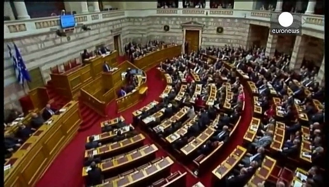 نخست وزیر یونان؛ امتناع از تمدید برنامه نجات و چانه زنی برای وامی کوتاه مدت