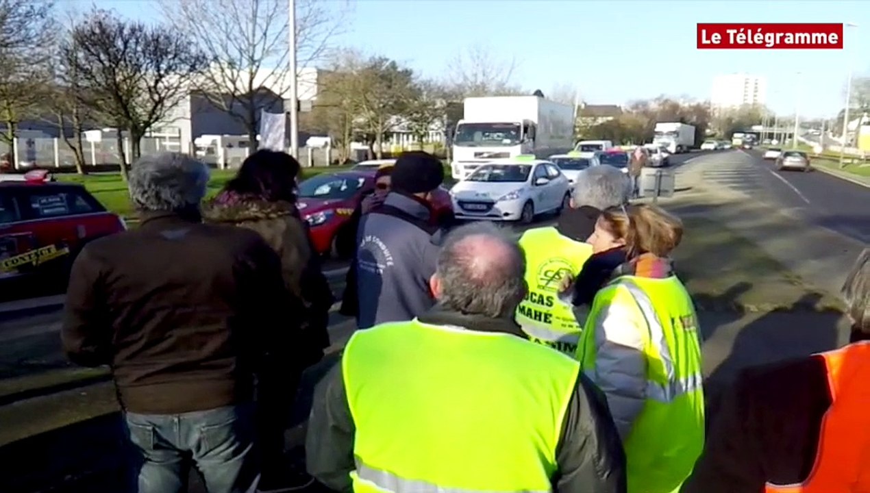 Lorient. Une centaine d'auto-écoles perturbe les accès à l'agglomération