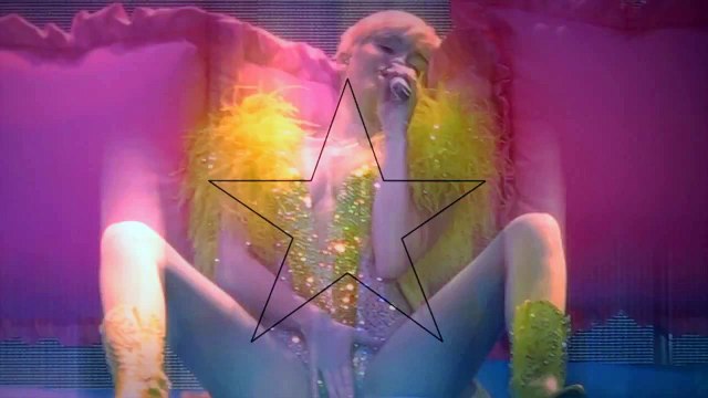 Kanye West Kisses Kim Kardashian On The Red Carpet (Exclusive Video) Grammys 2015