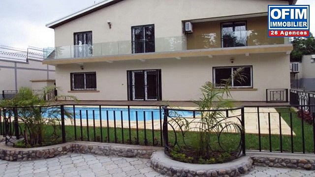 Location Maison / Villa ANTANANARIVO (TANANARIVE) - Madagascar - A louer une très belle villa neuve F7 avec piscine à Analamahitsy Antananarivo