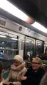 Pour faire patienter les passagers bloqués dans le métro le conducteur pousse la chansonnette !