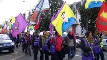 Les femmes kurdes marchent pour Öcalan et Kobané