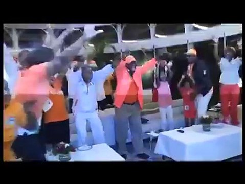 Finale CAN 2015 : Alassane Ouattara célèbre la victoire des Éléphants