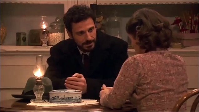 Conrado sufriendo porque Aurora le ha dado largas con el tema de la boda