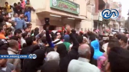 Tải video: جنازة عسكرية لتشييع جثمان شهيد العريش بمسقط رأسه في القليوبية