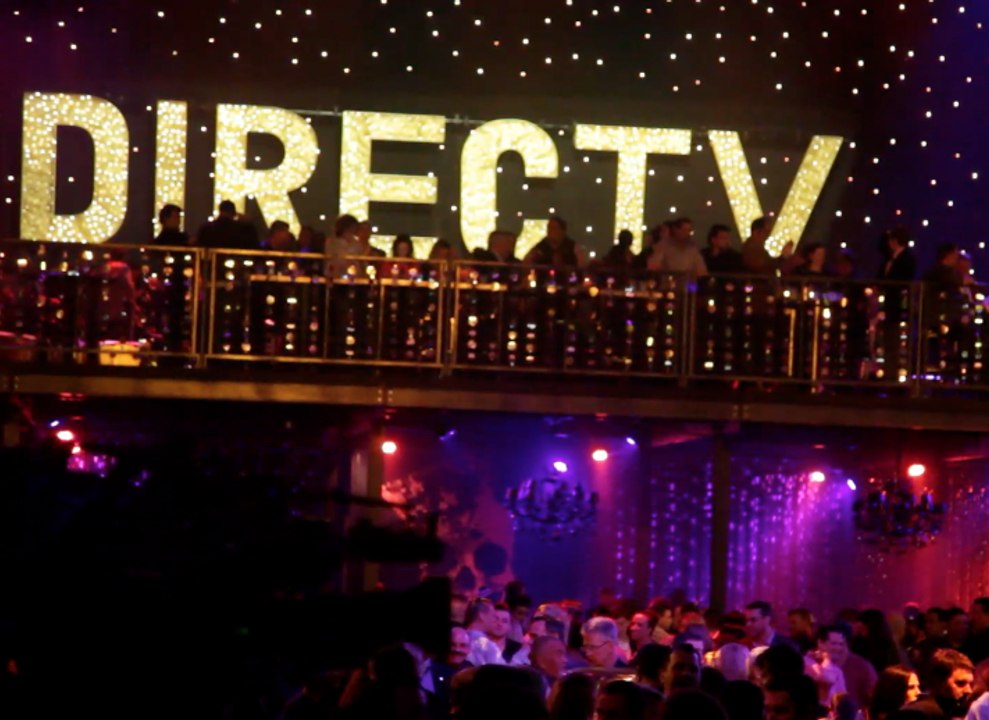 Rihanna performs at DirecTV Super Saturday Night Party