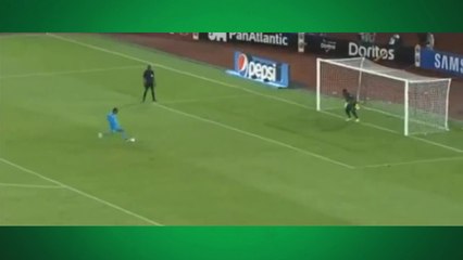 Com defesa e gol, goleiro garante título da Costa do Marfim