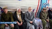 محافظ المنيا يقدم واجب العزاء في شهيد حادث العريش الإرهابي