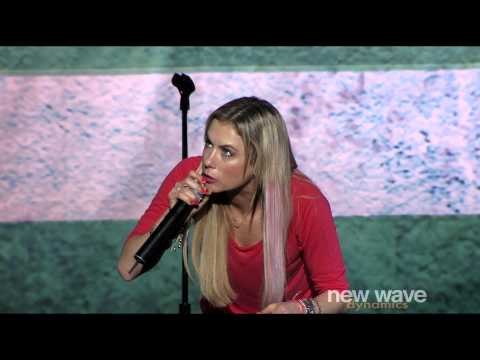 Iliza Shlesinger - Eating Around Men (Stand up Comedy)