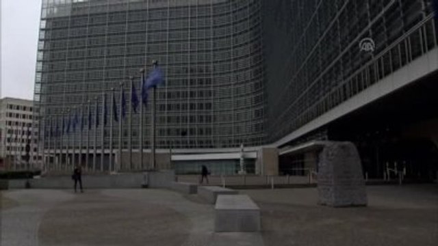 Kosova Başbakanı Mustafa ve Sırbistan Başbakanı Vuçiç, Brüksel'de