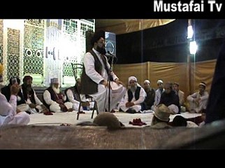 Allama Liaqat Azhari ( Barkati Milad 07/02/2015 ) Mustafai tv