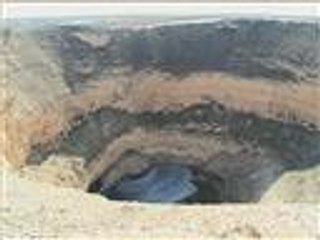 حفر عميقة بتركيا تبتلع كل ما عليها