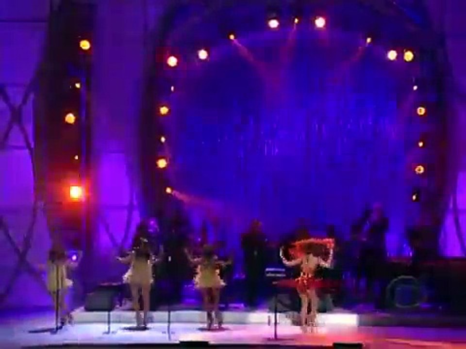 Beyoncé - Proud mary (Rolling On The River) - In Honor of Tina Tuner (Low)