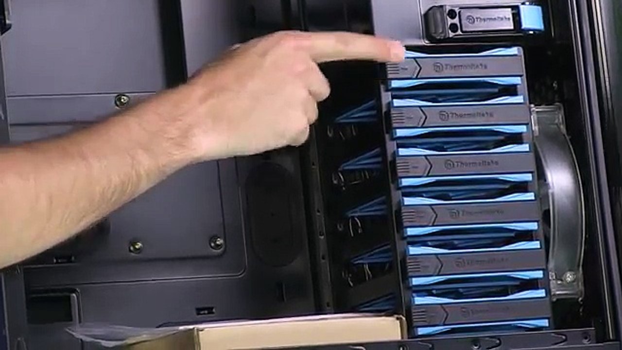 TigerDirect TV Thermaltake VO200M1W2N Armor Revo Black Case