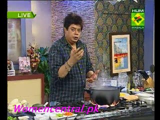 Lemon Fish_ Stir Fried White Eggplant - Live At 9 - 23 September 2013 Part 2_clip0