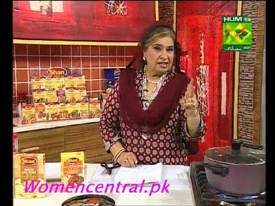 Tandoori Fried Chicken & Shan Sheer Khurma Recipe - Shireen Anwer Shan Kay Sath - 05 August 2013