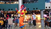 Clown Wing Wing Xmas Show 2014